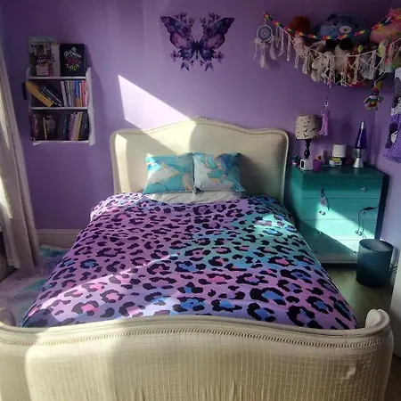 Hébergement de vacances Large & Colourful Family 4bd With Kids Playground Dublin